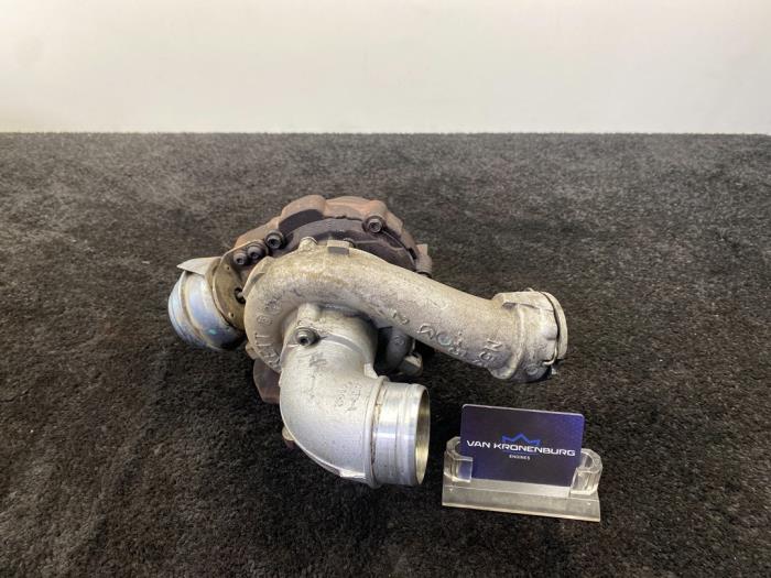 Gebruikte Turbo Volkswagen Transporter/Caravelle T5 1.9 TDi Prijs op aanvraag aangeboden door Van Kronenburg Engines