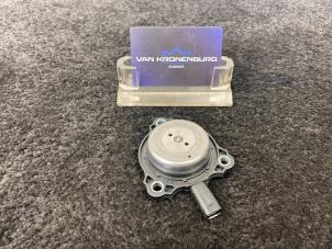 Gebruikte Nokkenas Sensor Mercedes C (W205) C-63 AMG 4.0 V8 Biturbo Prijs € 9,99 Inclusief btw aangeboden door Van Kronenburg Engines