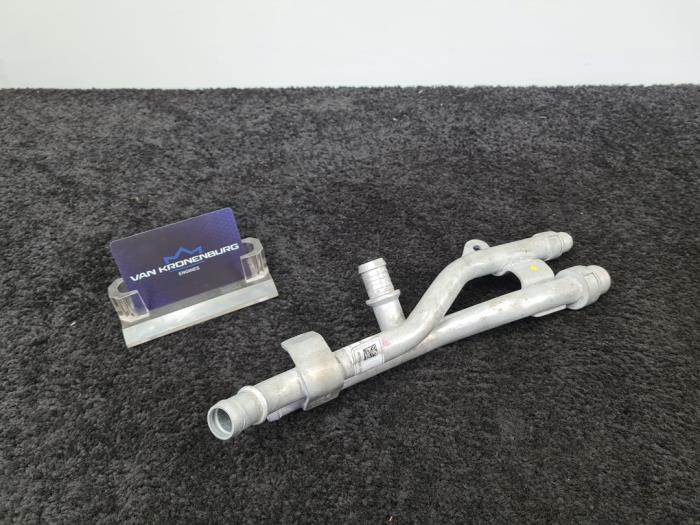 Gebruikte Intercooler Buis BMW 5 serie (G30) M550d xDrive 24V Prijs € 50,00 Inclusief btw aangeboden door Van Kronenburg Engines