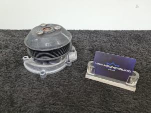 Gebruikte Waterpomp Porsche Macan (95B) 3.6 V6 24V Turbo Prijs € 99,99 Inclusief btw aangeboden door Van Kronenburg Engines