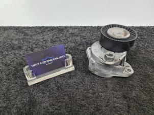 Gebruikte Spanrol Multiriem Mercedes E (C207) E-350 CGI V6 24V Prijs € 20,00 Inclusief btw aangeboden door Van Kronenburg Engines