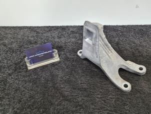 Gebruikte Motorsteun BMW 7 serie (G11/12) 730d,Ld 24V Prijs € 30,00 Inclusief btw aangeboden door Van Kronenburg Engines