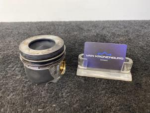 Gebruikte Zuiger Audi SQ5 (8RB) 3.0 TDI V6 24V Prijs € 99,99 Inclusief btw aangeboden door Van Kronenburg Engines