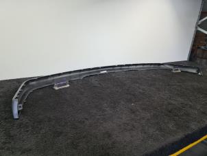 Gebruikte Bumperlijst midden-voor Mercedes C (W202) 4.3 C-43 AMG V8 24V Prijs € 99,95 Inclusief btw aangeboden door Van Kronenburg Engines