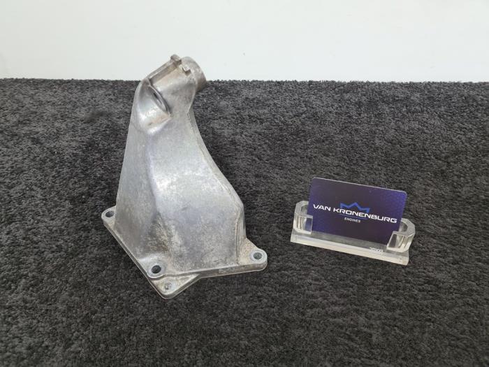 Gebruikte Motorrubber Mercedes S (W220) 5.8 S-600L V12 36V Prijs € 49,95 Inclusief btw aangeboden door Van Kronenburg Engines