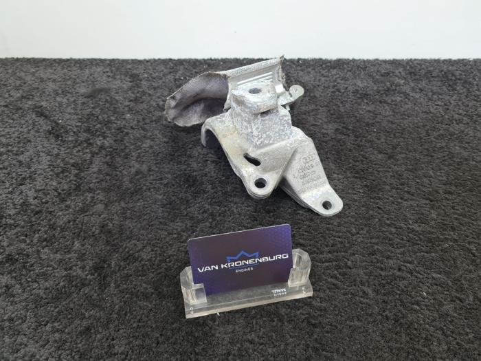 Gebruikte Motorsteun Audi RS 5 (8T3) RS5 4.2 V8 32V Prijs € 15,00 Inclusief btw aangeboden door Van Kronenburg Engines