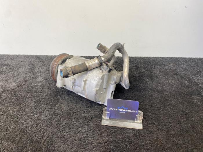 Gebruikte Aircopomp Porsche Cayenne (9PA) 3.2 V6 24V Prijs € 84,95 Inclusief btw aangeboden door Van Kronenburg Engines