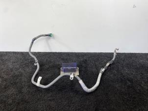 Gebruikte Brandstofleiding Jaguar F-Pace 3.0 V6 24V AWD Prijs € 40,00 Inclusief btw aangeboden door Van Kronenburg Engines