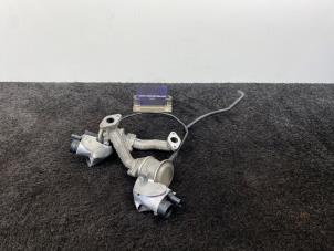 Gebruikte EGR Klep Audi RS 5 (8T3) RS5 4.2 V8 32V Prijs € 60,00 Inclusief btw aangeboden door Van Kronenburg Engines
