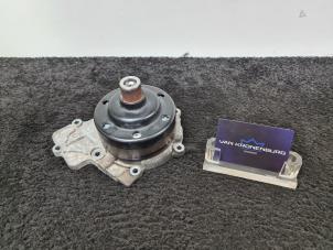 Gebruikte Waterpomp Mercedes Vito (639.6) 2.2 113 CDI 16V 4x4 Euro 5 Prijs € 40,00 Inclusief btw aangeboden door Van Kronenburg Engines