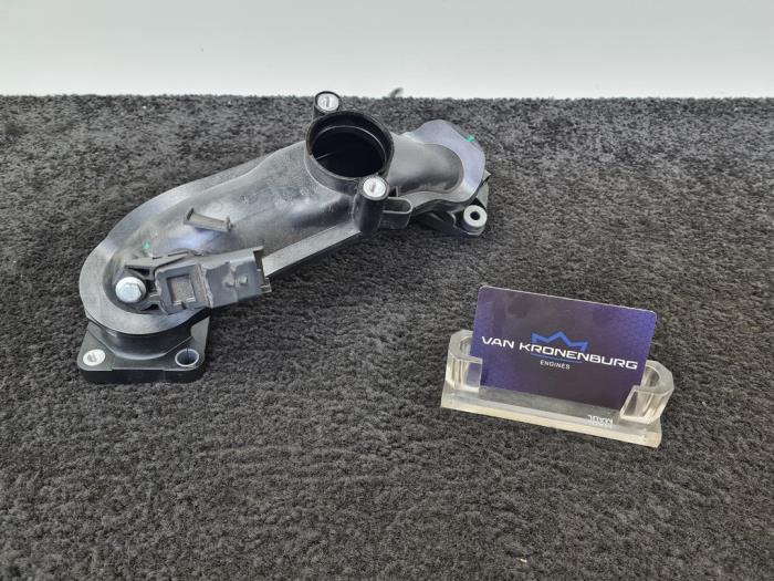 Gebruikte Intercooler Buis Ford Transit Connect (PJ2) 1.6 TDCi 16V 95 Prijs € 30,00 Inclusief btw aangeboden door Van Kronenburg Engines