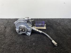 Gebruikte Vacuumpomp (Diesel) Volkswagen Transporter/Caravelle T5 2.5 TDi 4Motion Prijs € 199,95 Inclusief btw aangeboden door Van Kronenburg Engines