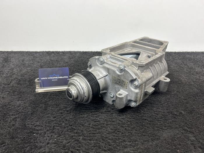 Gebruikte Compressor Mercedes C (W202) 1.8 C-180 16V Prijs € 240,00 Inclusief btw aangeboden door Van Kronenburg Engines