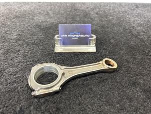 Gebruikte Drijfstang Mercedes A-Klasse AMG (177.0) 2.0 A-45 S AMG Turbo 16V 4Matic+ Prijs € 200,00 Inclusief btw aangeboden door Van Kronenburg Engines