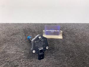 Gebruikte Olie niveau sensor Volkswagen Crafter (SY) 2.0 TDI FWD Prijs € 35,01 Inclusief btw aangeboden door Van Kronenburg Engines