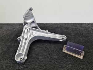 Nieuwe Motorrubber Mercedes C-Klasse AMG (W206) C-63S E-Performance AMG 2.0 Turbo 4-Matic+ Prijs € 150,00 Inclusief btw aangeboden door Van Kronenburg Engines