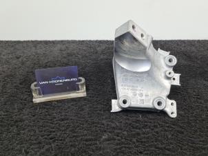 Nieuwe Motorrubber Mercedes C-Klasse AMG (W206) C-63S E-Performance AMG 2.0 Turbo 4-Matic+ Prijs € 80,01 Inclusief btw aangeboden door Van Kronenburg Engines