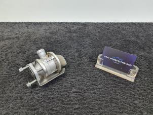 Gebruikte EGR Klep Porsche 911 (991) 4.0 24V GT3 Prijs € 30,00 Inclusief btw aangeboden door Van Kronenburg Engines