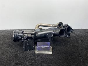 Gebruikte Gasklephuis Mercedes Sprinter 5t (907.6) 319 CDI 3.0 V6 24V 4x4 Prijs € 18,00 Inclusief btw aangeboden door Van Kronenburg Engines