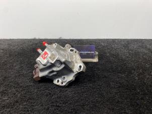 Gebruikte Dieselpomp Peugeot Expert (V1/VA/VB/VE/VF/VT/VY) 2.0 Blue HDi 120 16V Prijs € 400,00 Inclusief btw aangeboden door Van Kronenburg Engines