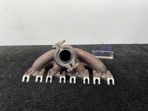 Gebruikte Uitlaatspruitstuk Mercedes C-Klasse AMG (W205) C-63 AMG 4.0 V8 Biturbo Prijs € 89,00 Inclusief btw aangeboden door Van Kronenburg Engines