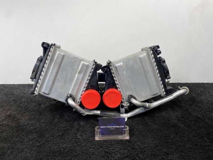 Gebruikte Intercooler Mercedes C-Klasse AMG (W205) C-63 AMG 4.0 V8 Biturbo Prijs € 1.000,00 Inclusief btw aangeboden door Van Kronenburg Engines