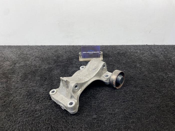 Gebruikte Dynamosteun boven Lamborghini Gallardo 5.2 LP570-4 Superleggera Edizione Tecnica Prijs € 74,95 Inclusief btw aangeboden door Van Kronenburg Engines