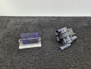 Gebruikte Extra waterpomp Audi A6 (C5) 2.4 V6 30V Quattro Prijs € 50,00 Inclusief btw aangeboden door Van Kronenburg Engines