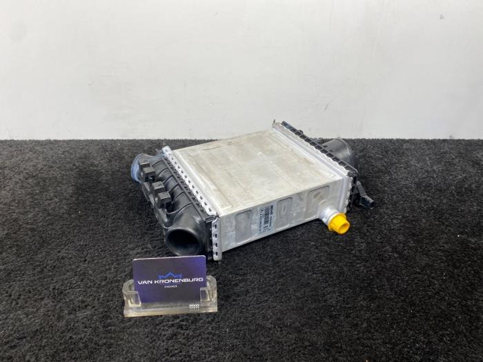 Nieuwe Intercooler Mercedes E (W213) E-400 3.5 V6 Turbo 4-Matic Prijs € 199,95 Inclusief btw aangeboden door Van Kronenburg Engines