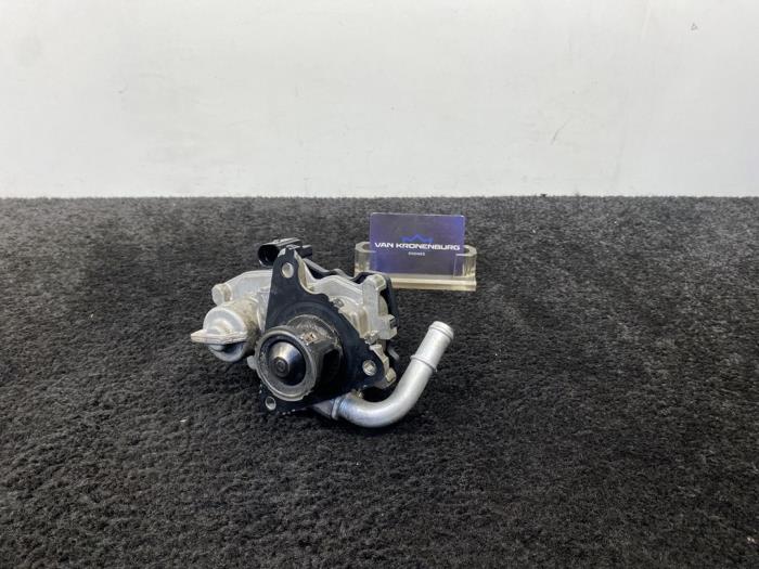Gebruikte Uitlaat gasklep (EGR) Audi A4 Avant (B9) 2.0 TDI Ultra 16V Prijs € 14,96 Inclusief btw aangeboden door Van Kronenburg Engines