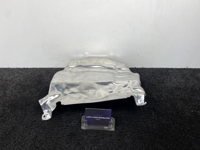 Gebruikte Afdekplaat motor Audi A6 (C8) 3.0 V6 24V 55 TFSI Mild hybrid Quattro Prijs € 30,00 Inclusief btw aangeboden door Van Kronenburg Engines