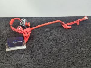 Gebruikte HV kabel (hoog voltage) Toyota C-HR (X1,X5) 1.8 16V Hybrid Prijs € 39,95 Inclusief btw aangeboden door Van Kronenburg Engines