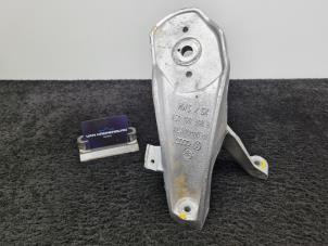 Gebruikte Motorsteun Lamborghini Huracan 5.2 V10 LP 610-4 Prijs € 59,96 Inclusief btw aangeboden door Van Kronenburg Engines