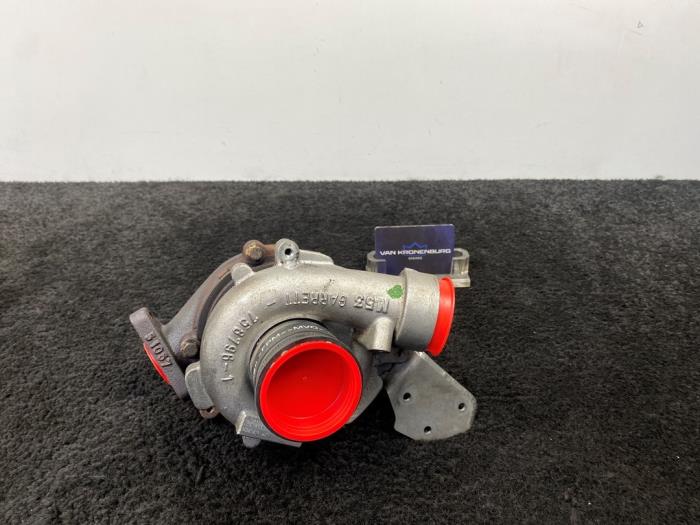 Gebruikte G-lader Mercedes E (W211) 4.0 E-420 CDI 32V Prijs € 175,00 Inclusief btw aangeboden door Van Kronenburg Engines