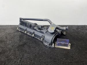 Gebruikte Kleppendeksel Jaguar XJ (X351) 3.0 V6 Supercharged 24V Prijs € 125,01 Inclusief btw aangeboden door Van Kronenburg Engines