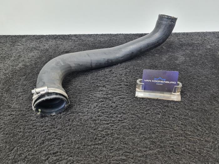 Gebruikte Intercooler Slang Porsche Panamera Sport Turismo (971H) 2.9 V6 24V 4S Prijs € 30,00 Inclusief btw aangeboden door Van Kronenburg Engines