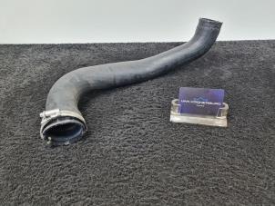 Gebruikte Intercooler Slang Porsche Panamera Sport Turismo (971H) 2.9 V6 24V 4S Prijs € 30,00 Inclusief btw aangeboden door Van Kronenburg Engines