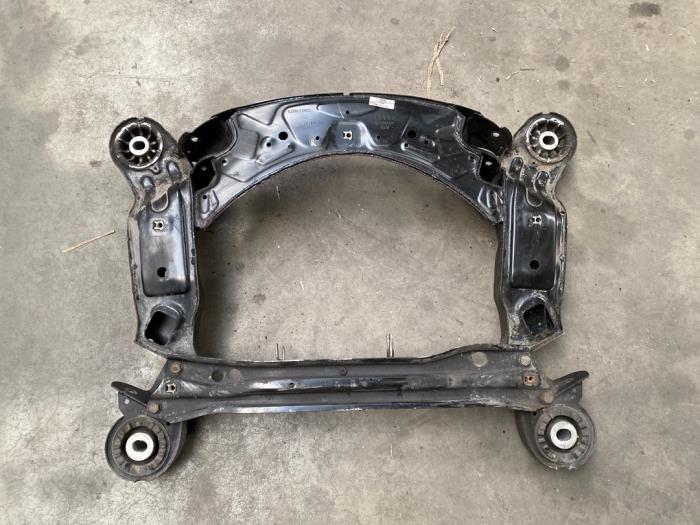 Gebruikte Subframe Audi S6 (C6) 5.2 V10 40V Prijs € 181,50 Inclusief btw aangeboden door Van Kronenburg Engines