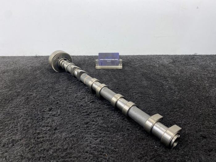 Nokkenas van een Mercedes-AMG C AMG (C204) 6.2 C-63 AMG V8 32V 2012