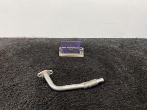 Gebruikte Oliedruk Leiding Mercedes C (W205) C-200 2.0 CGI 16V Prijs € 20,00 Inclusief btw aangeboden door Van Kronenburg Engines