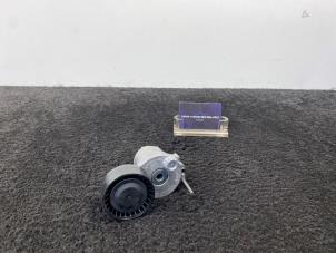 Gebruikte Spanner multiriem Mercedes C (W205) C-200 2.0 CGI 16V Prijs € 50,00 Inclusief btw aangeboden door Van Kronenburg Engines