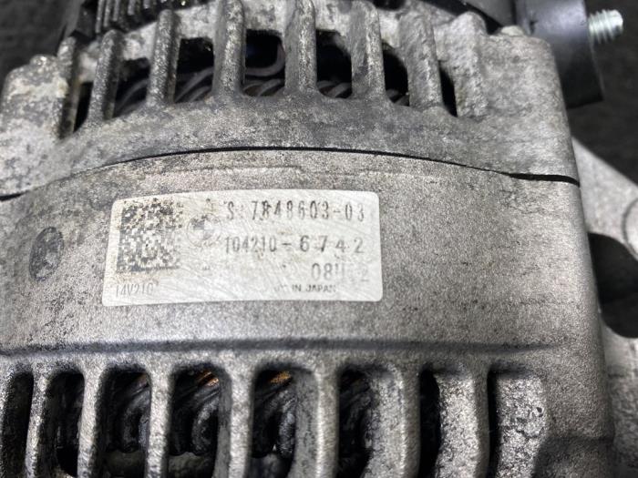 Dynamo van een BMW M4 (F82) M4 3.0 24V TwinPower Turbo 2016