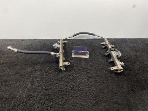 Gebruikte Injector brug BMW X5 (E70) xDrive 48i 4.8 V8 32V Prijs € 60,00 Inclusief btw aangeboden door Van Kronenburg Engines