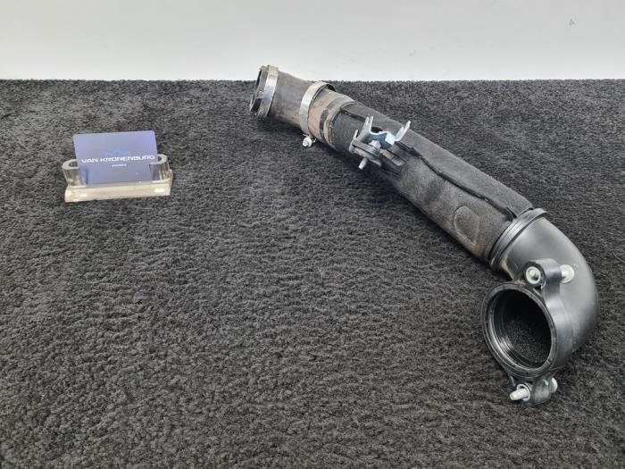 Gebruikte Intercooler Buis Audi A5 Sportback (8TA) 2.0 TDI 16V Prijs € 48,40 Inclusief btw aangeboden door Van Kronenburg Engines