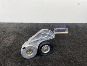 Gebruikte Spanner multiriem Porsche Cayenne (9PA) 3.2 V6 24V Prijs € 30,00 Inclusief btw aangeboden door Van Kronenburg Engines