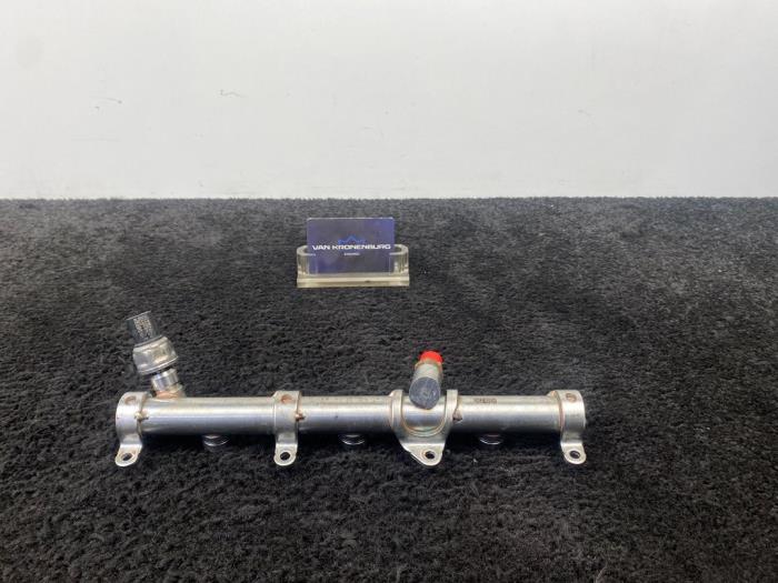 Gebruikte Injector brug Porsche Panamera (971G) 2.9 V6 24V 4 Prijs € 50,00 Inclusief btw aangeboden door Van Kronenburg Engines