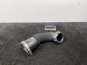 Gebruikte Intercooler Slang Audi RS 6 (C6) RS6 5.0 V10 40V TFSI Prijs € 50,00 Inclusief btw aangeboden door Van Kronenburg Engines