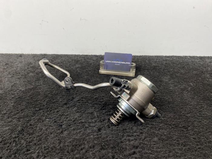 Brandstofpomp Mechanisch van een Audi S4 (B8) S4 3.0 TFSI V6 24V 2010