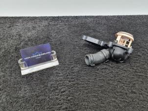 Gebruikte Thermostaat Audi A6 (C6) 2.4 V6 24V Prijs € 40,00 Inclusief btw aangeboden door Van Kronenburg Engines