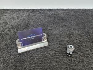 Gebruikte Sensor Pingel/klop Mini Mini (F55) 2.0 16V Cooper S Prijs € 15,00 Inclusief btw aangeboden door Van Kronenburg Engines